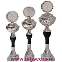 033: AUB 004 Beker Zwart-Zilver